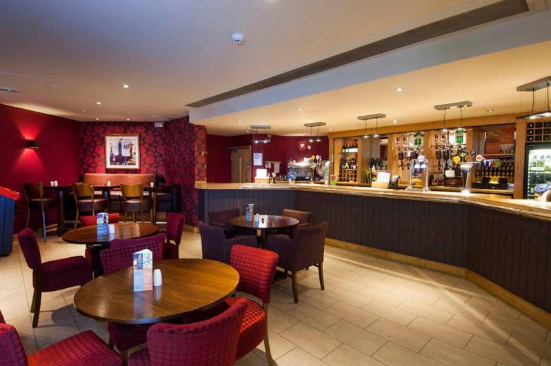 Premier Inn Leicester Fosse Park Exterior photo
