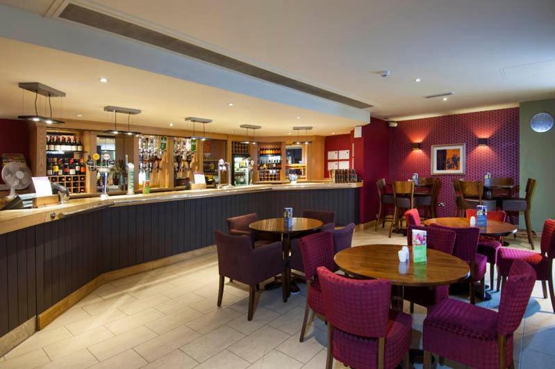 Premier Inn Leicester Fosse Park Exterior photo